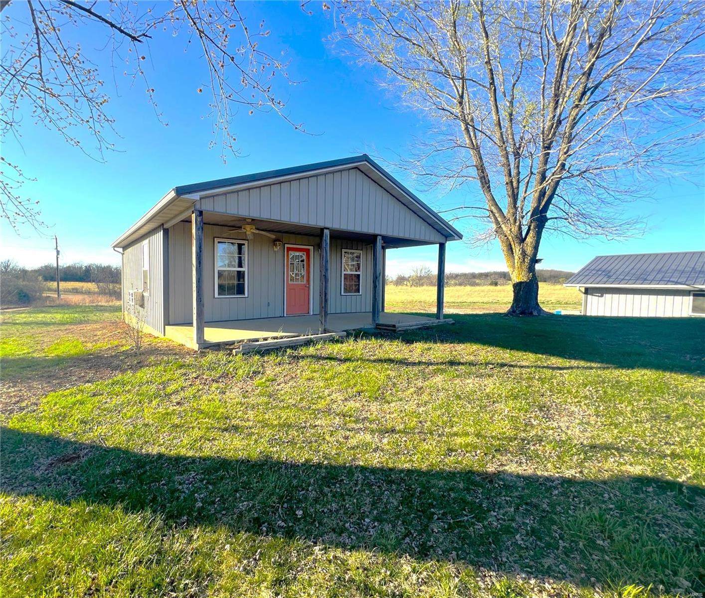 305 White School Road, Dixon, MO 65459
