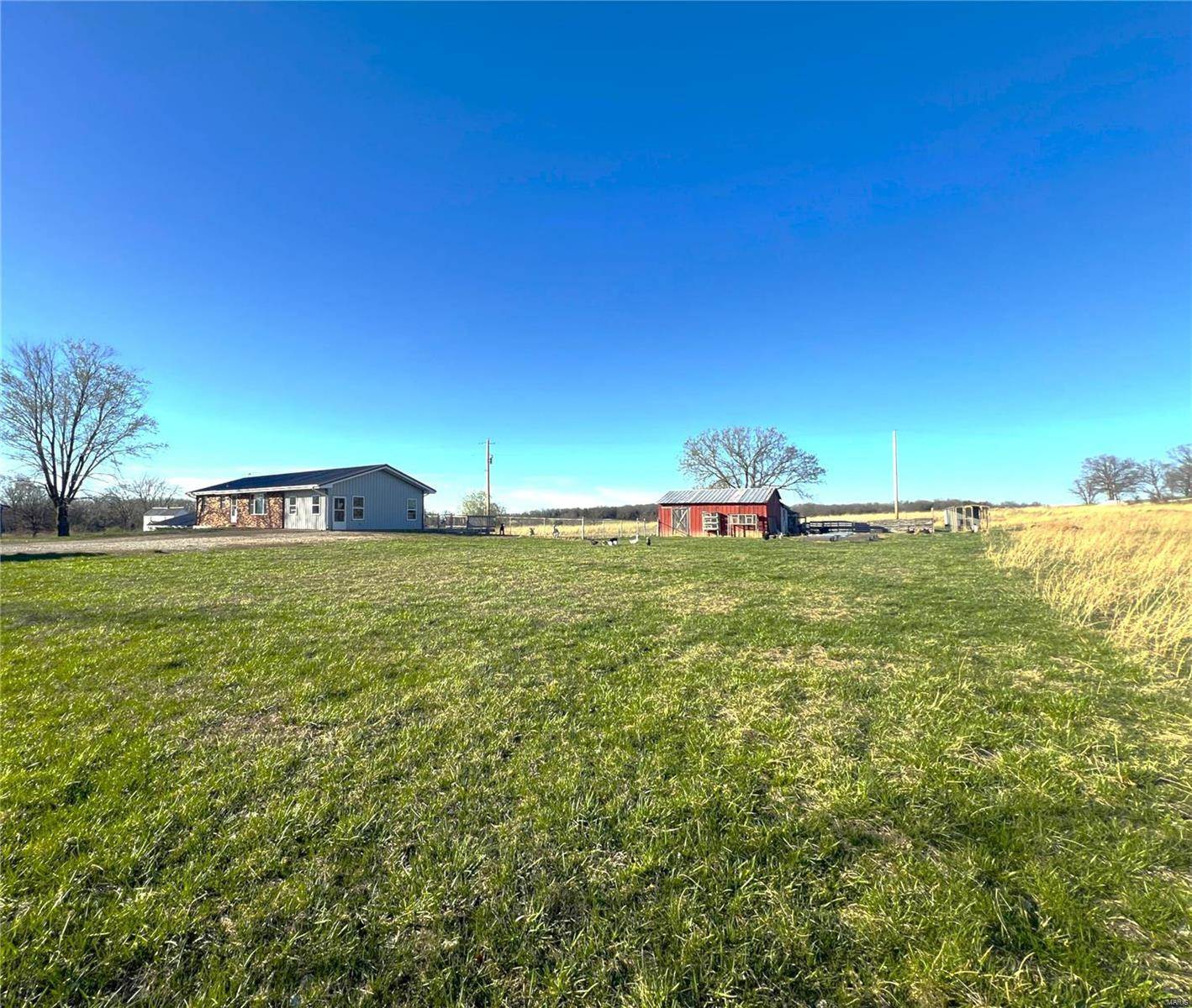 305 White School Road, Dixon, MO 65459