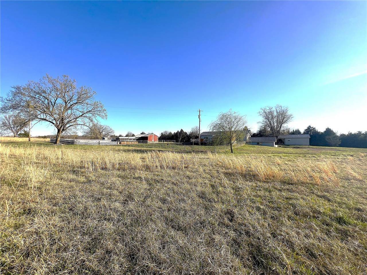 305 White School Road, Dixon, MO 65459