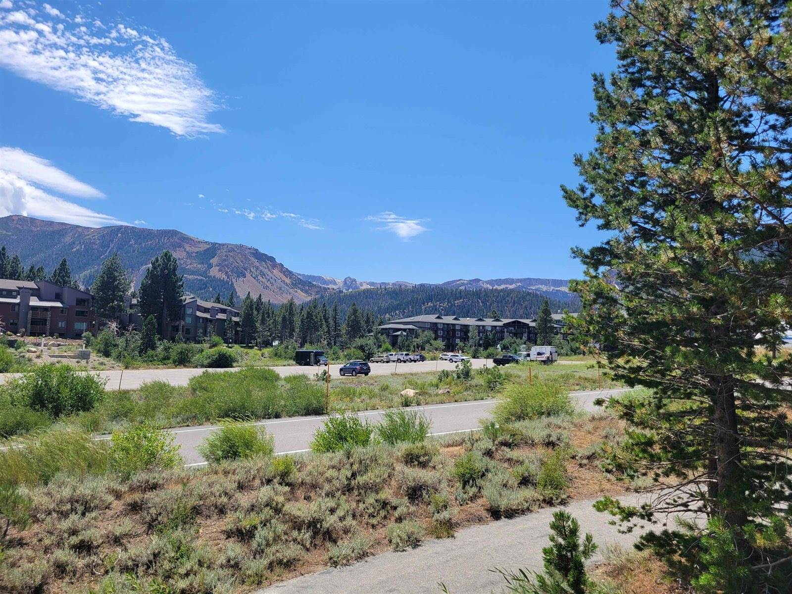 555 Monterey Pine Road, Mammoth Lakes, CA 93546