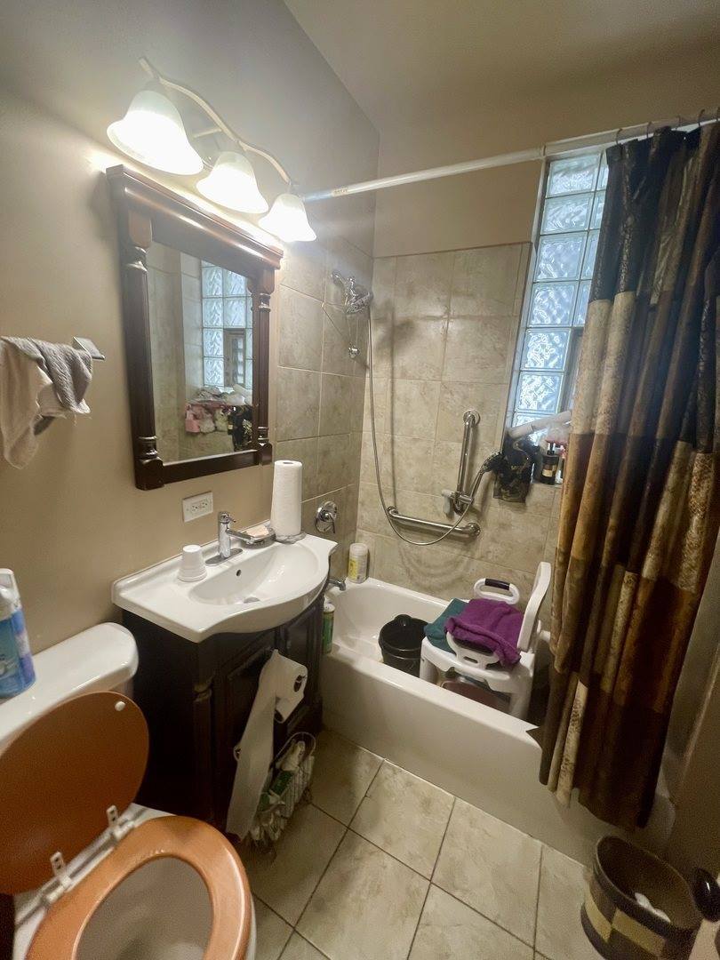 3906 West Fillmore Street, Chicago, IL 60624