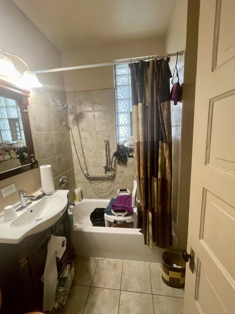 3906 West Fillmore Street, Chicago, IL 60624