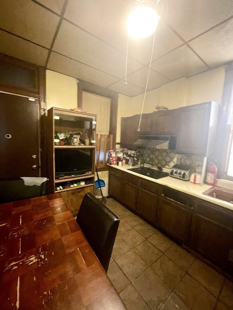 3906 West Fillmore Street, Chicago, IL 60624