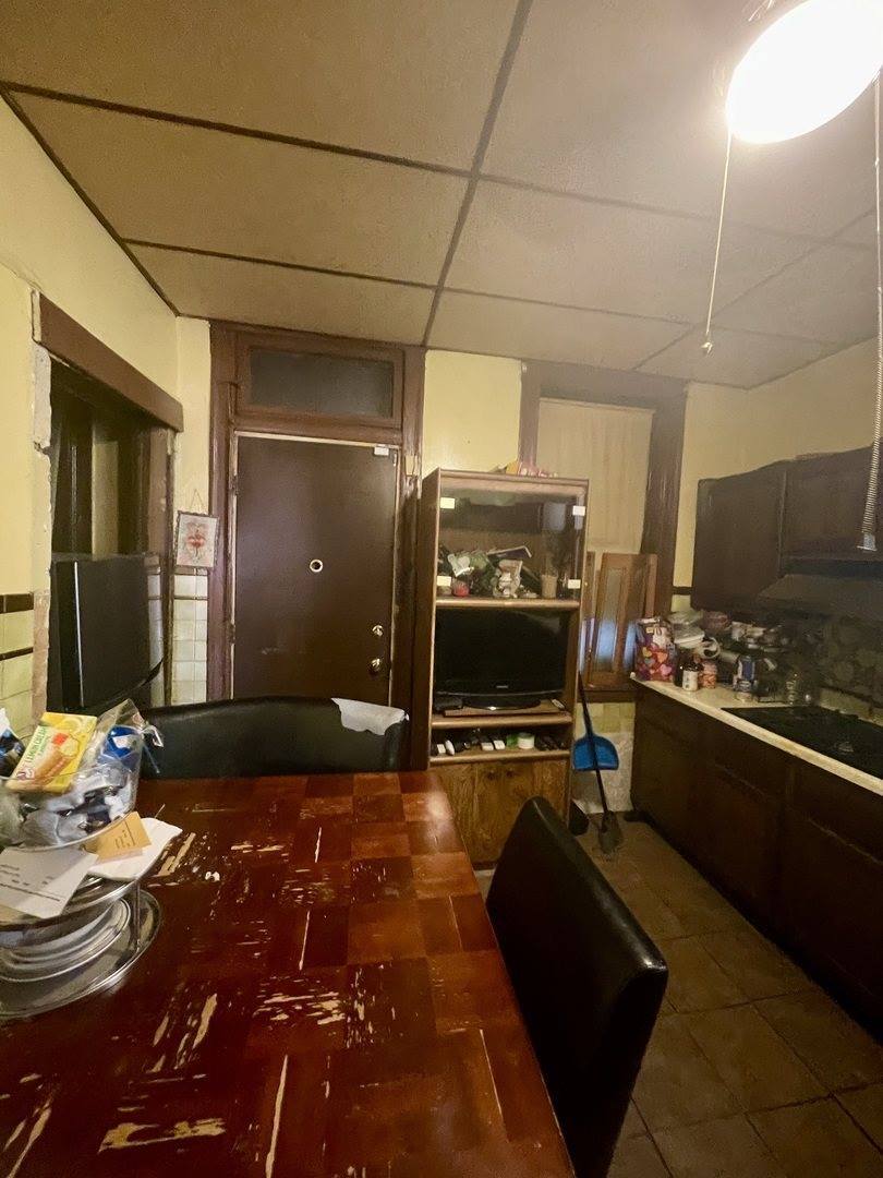 3906 West Fillmore Street, Chicago, IL 60624