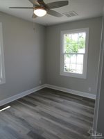 6 Cousineau Rd, Pensacola, FL 32507