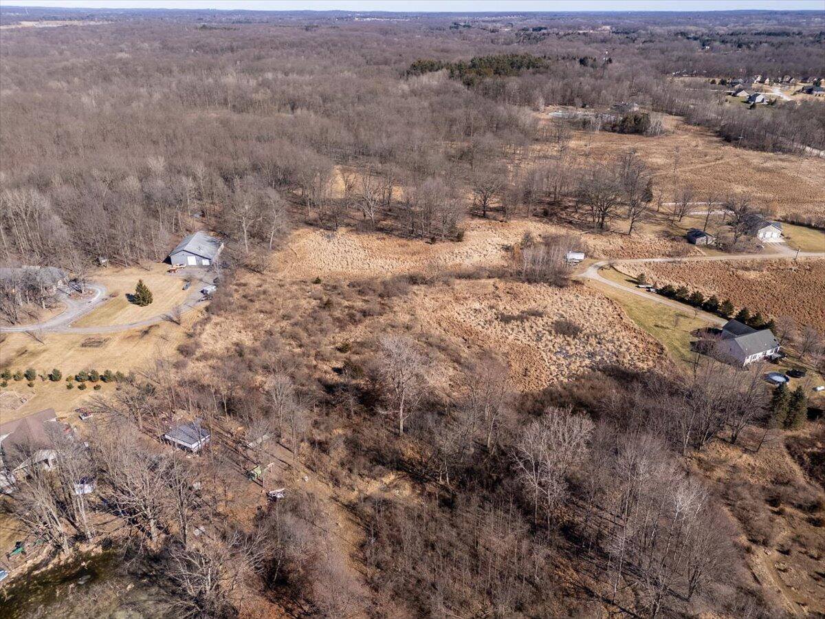 V/L Commerce, Brighton, MI 48114