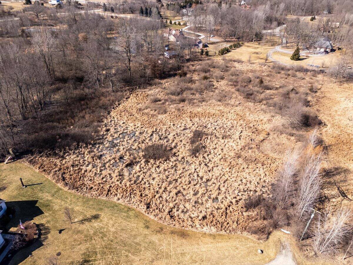 V/L Commerce, Brighton, MI 48114