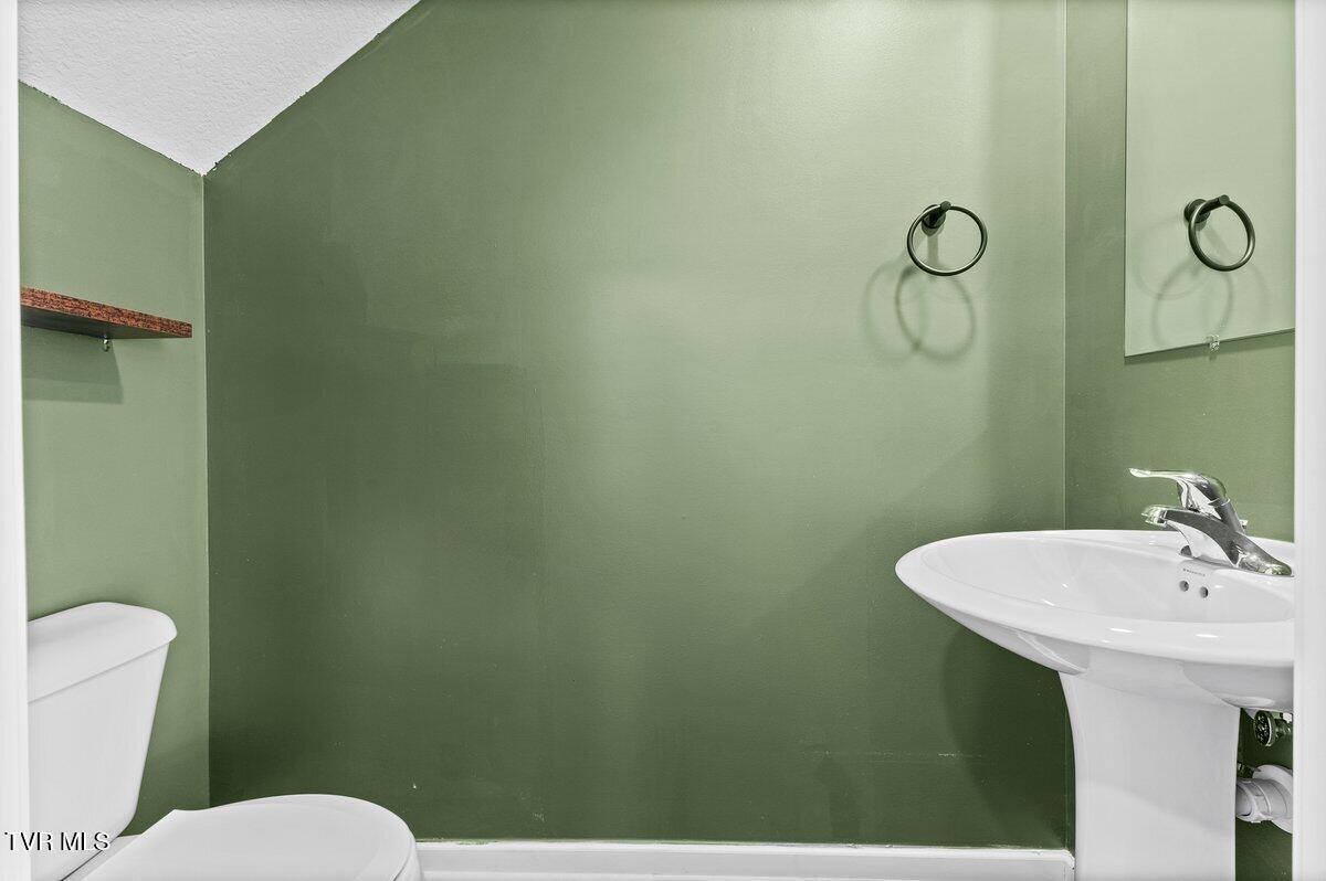 709 Newtons Way, Kingsport, TN 37663