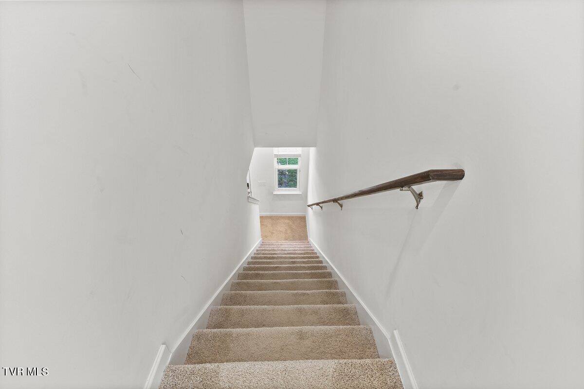 709 Newtons Way, Kingsport, TN 37663