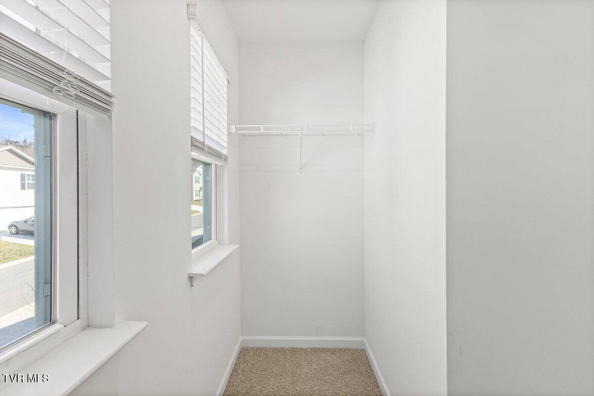 709 Newtons Way, Kingsport, TN 37663