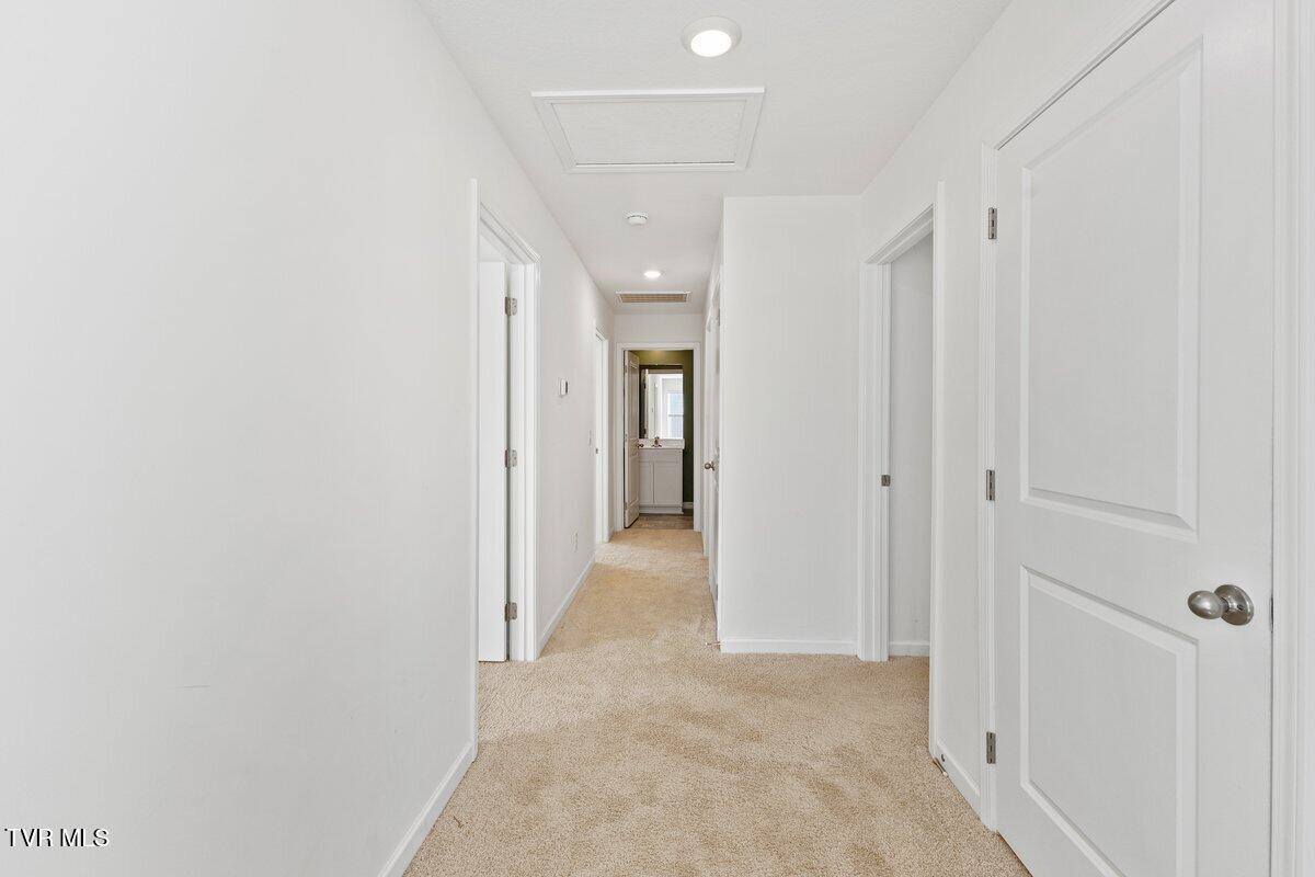 709 Newtons Way, Kingsport, TN 37663