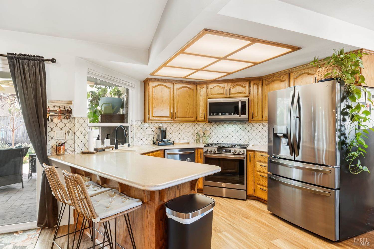 155 Aurora Way, Vacaville, CA 95688