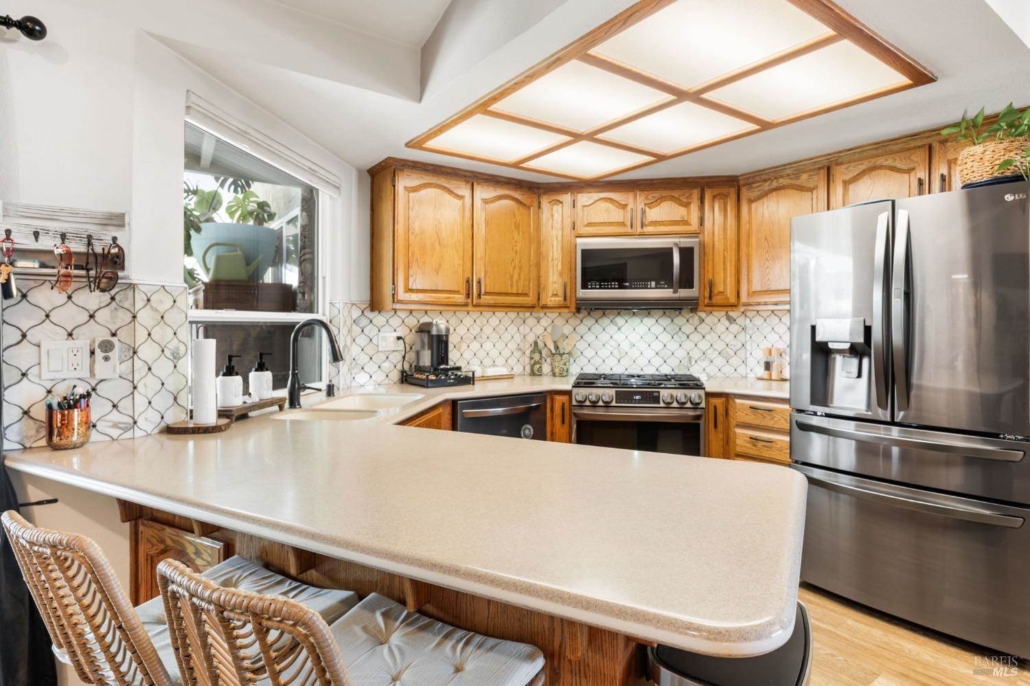155 Aurora Way, Vacaville, CA 95688