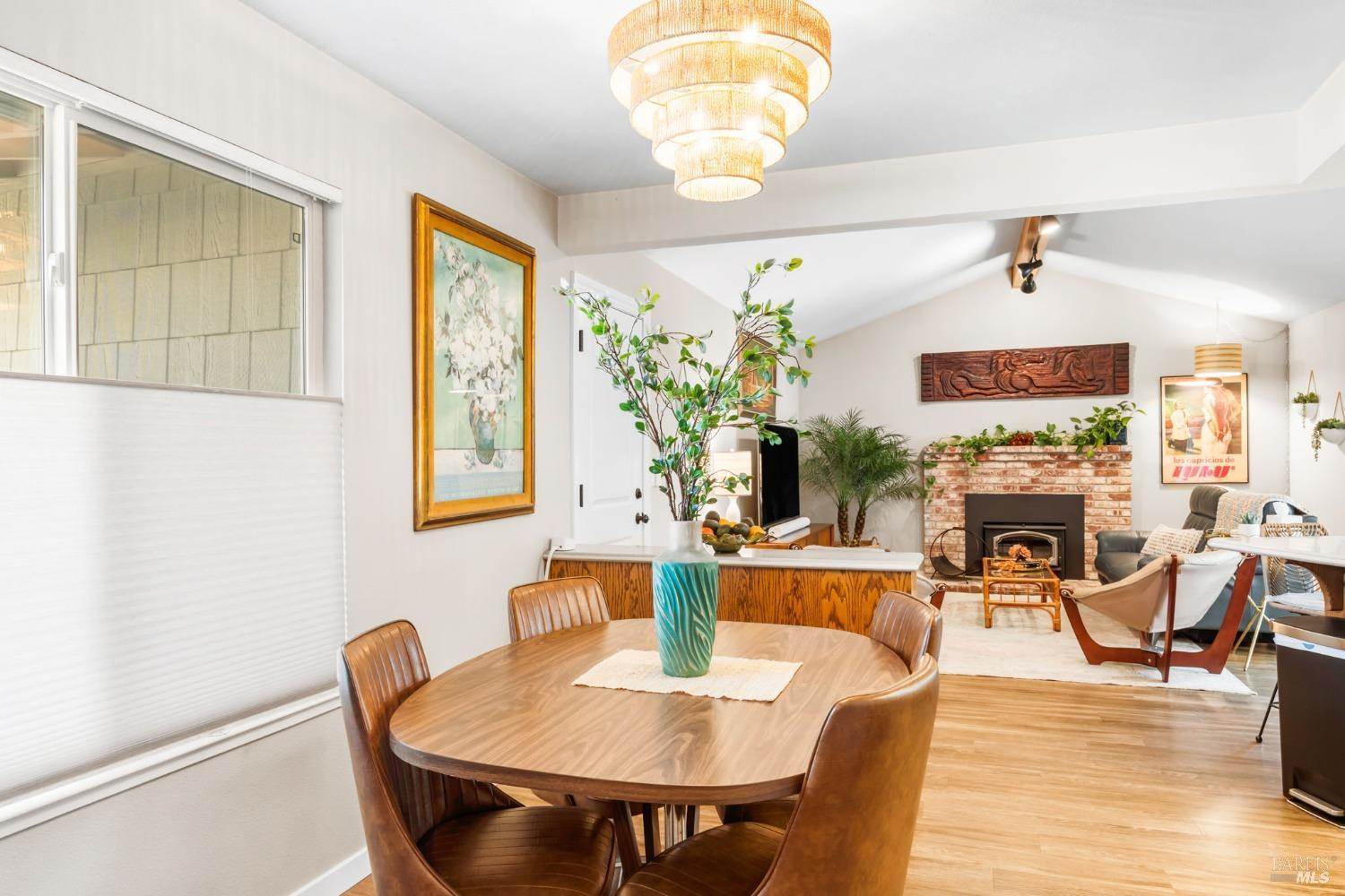 155 Aurora Way, Vacaville, CA 95688