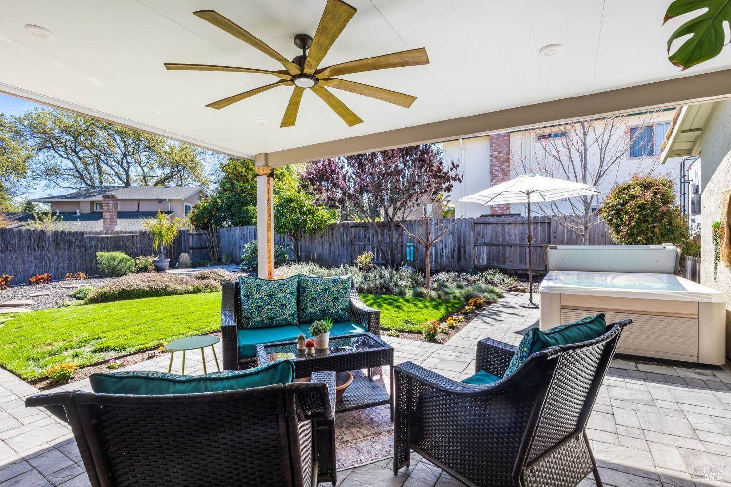 155 Aurora Way, Vacaville, CA 95688