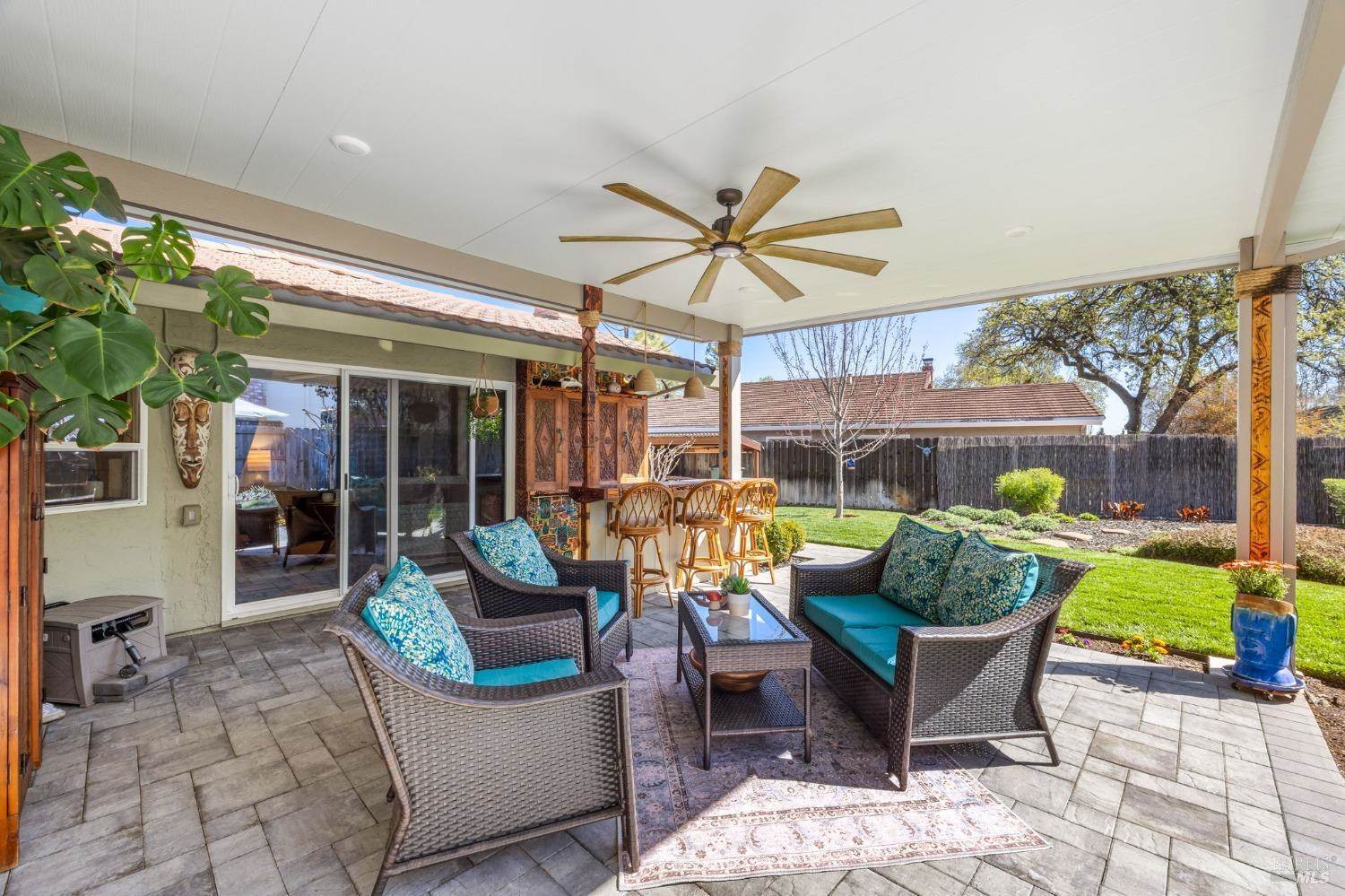 155 Aurora Way, Vacaville, CA 95688