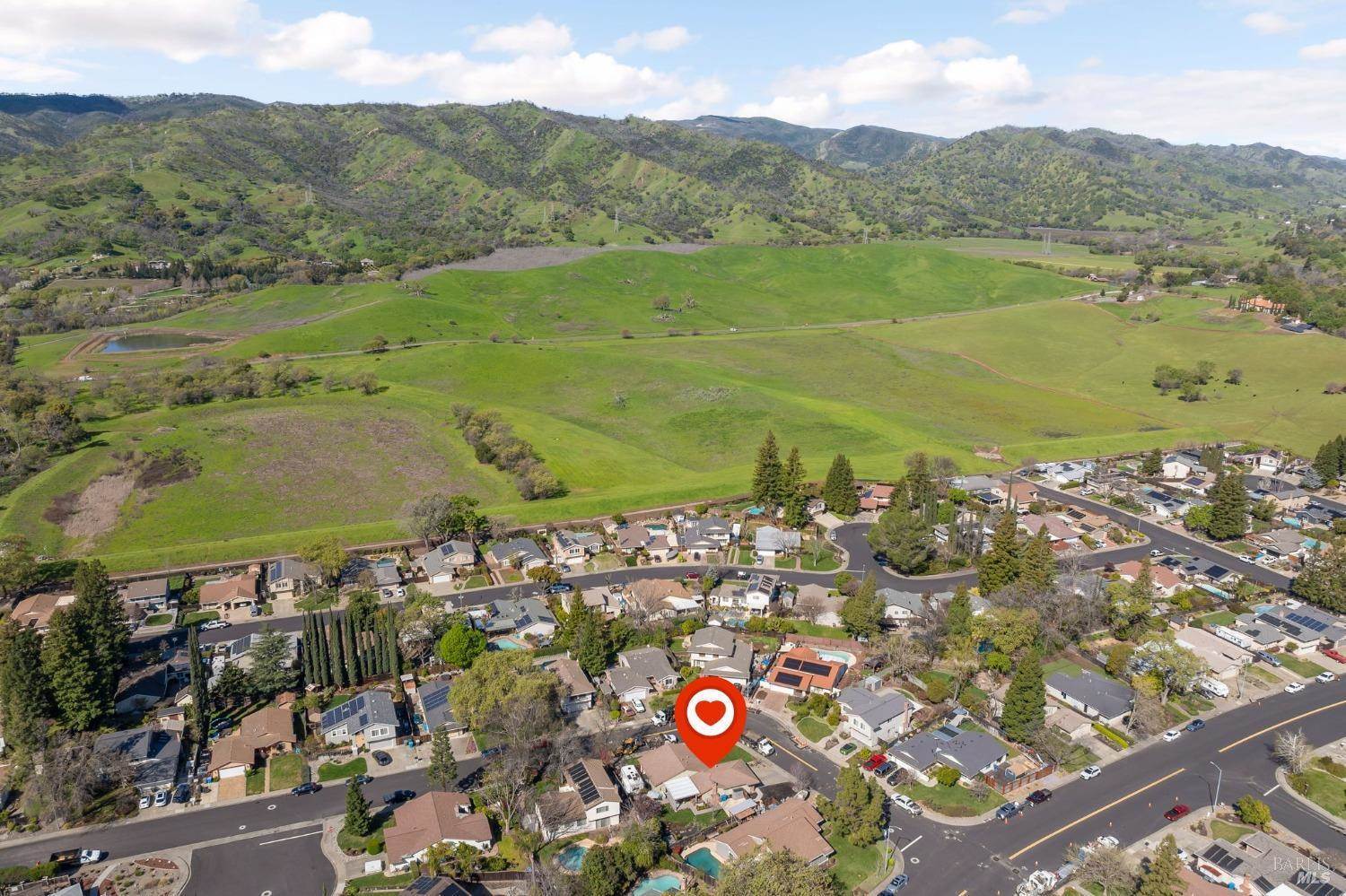 155 Aurora Way, Vacaville, CA 95688