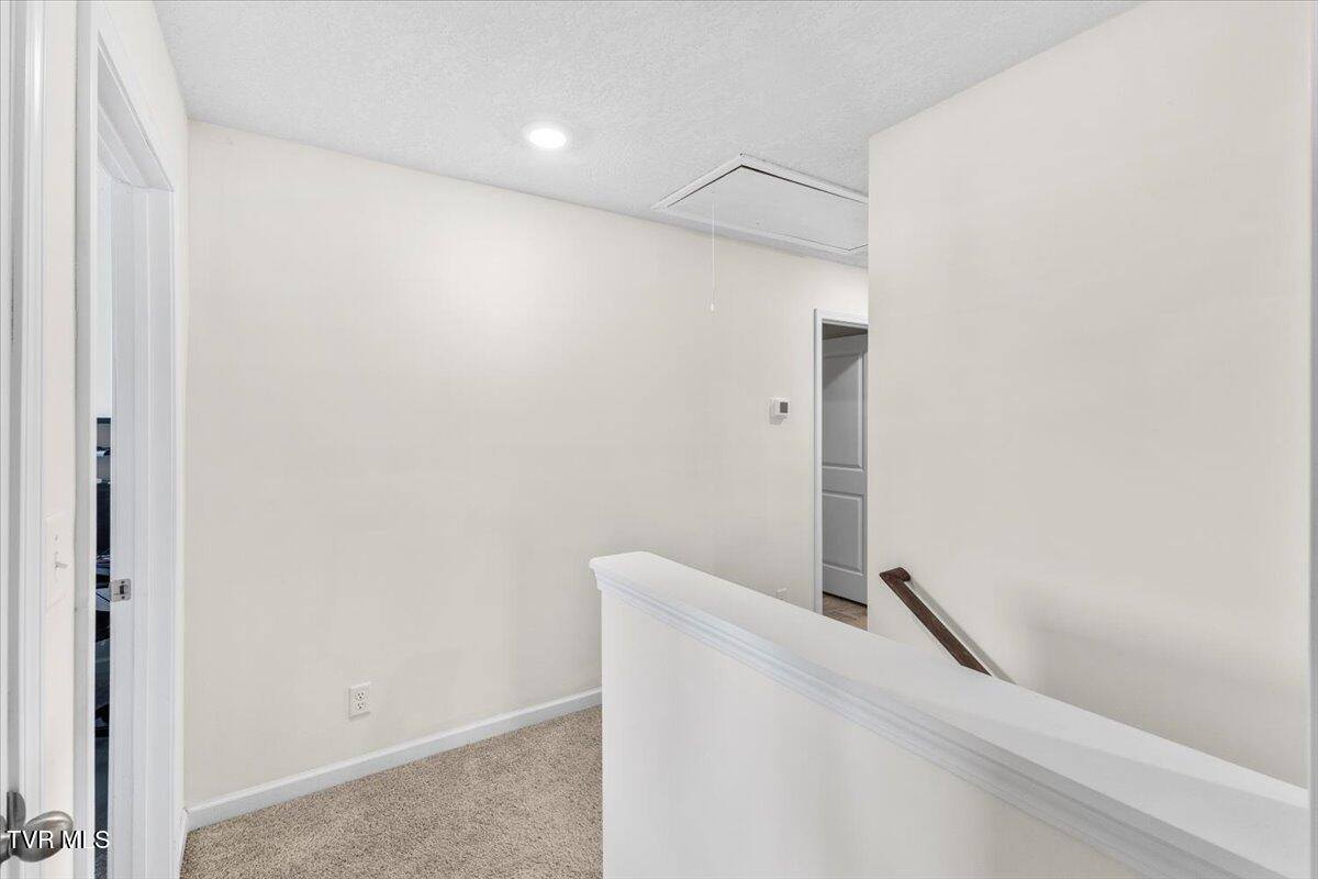 1425 Willow Springs Drive, Johnson City, TN 37604