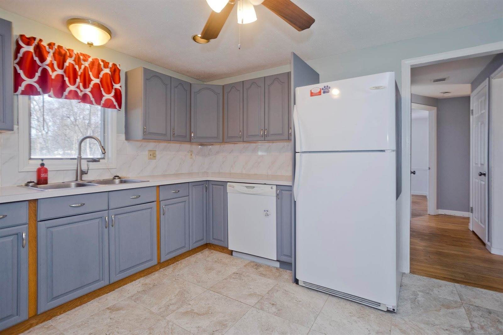 6 Martin, Enfield, CT 06082