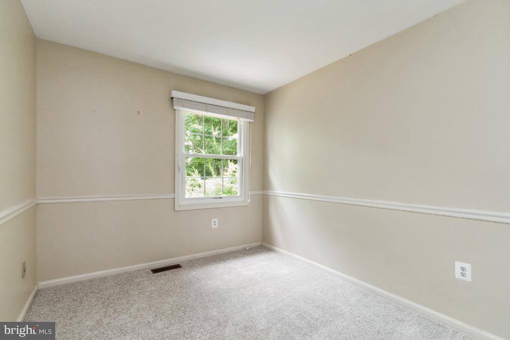 9943 Capperton Drive, Oakton, VA 22124