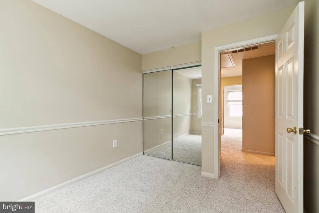 9943 Capperton Drive, Oakton, VA 22124
