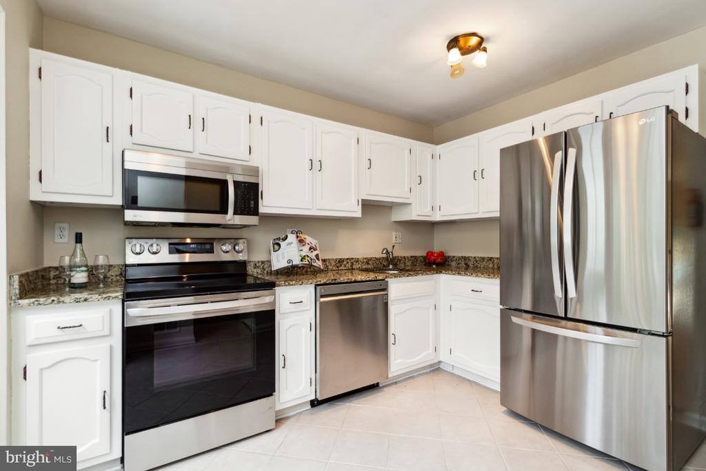 9943 Capperton Drive, Oakton, VA 22124