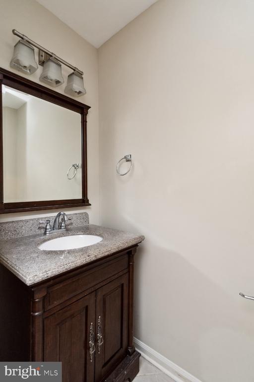 9943 Capperton Drive, Oakton, VA 22124