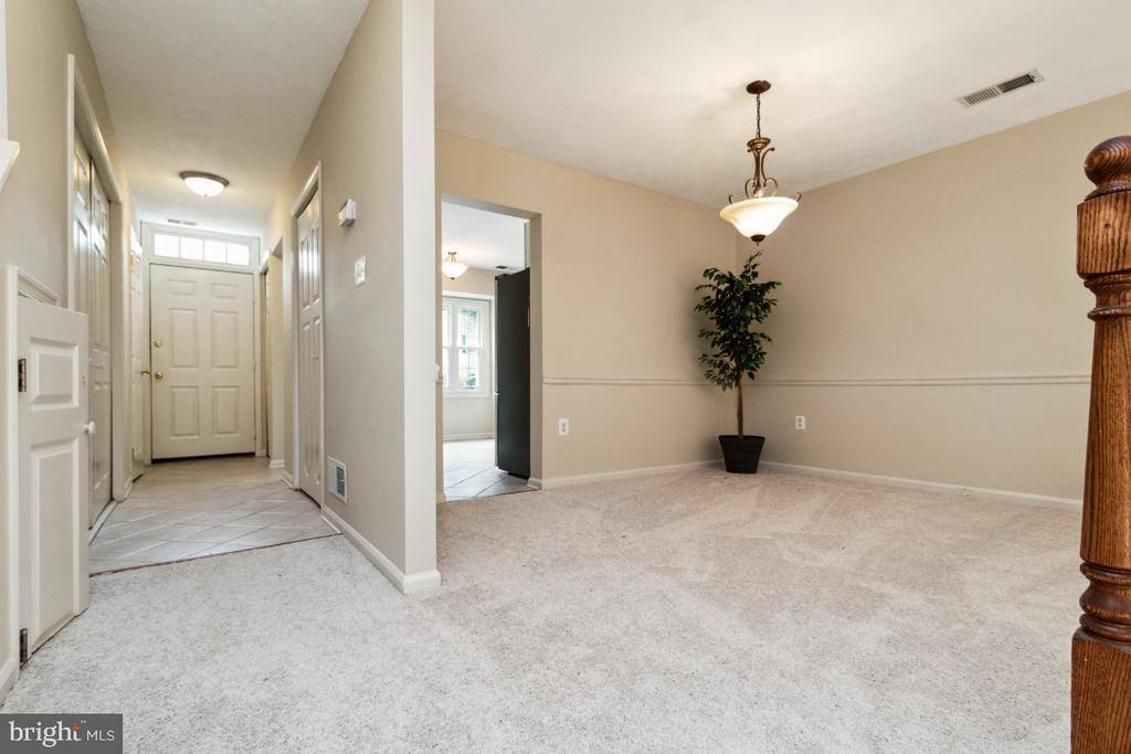 9943 Capperton Drive, Oakton, VA 22124