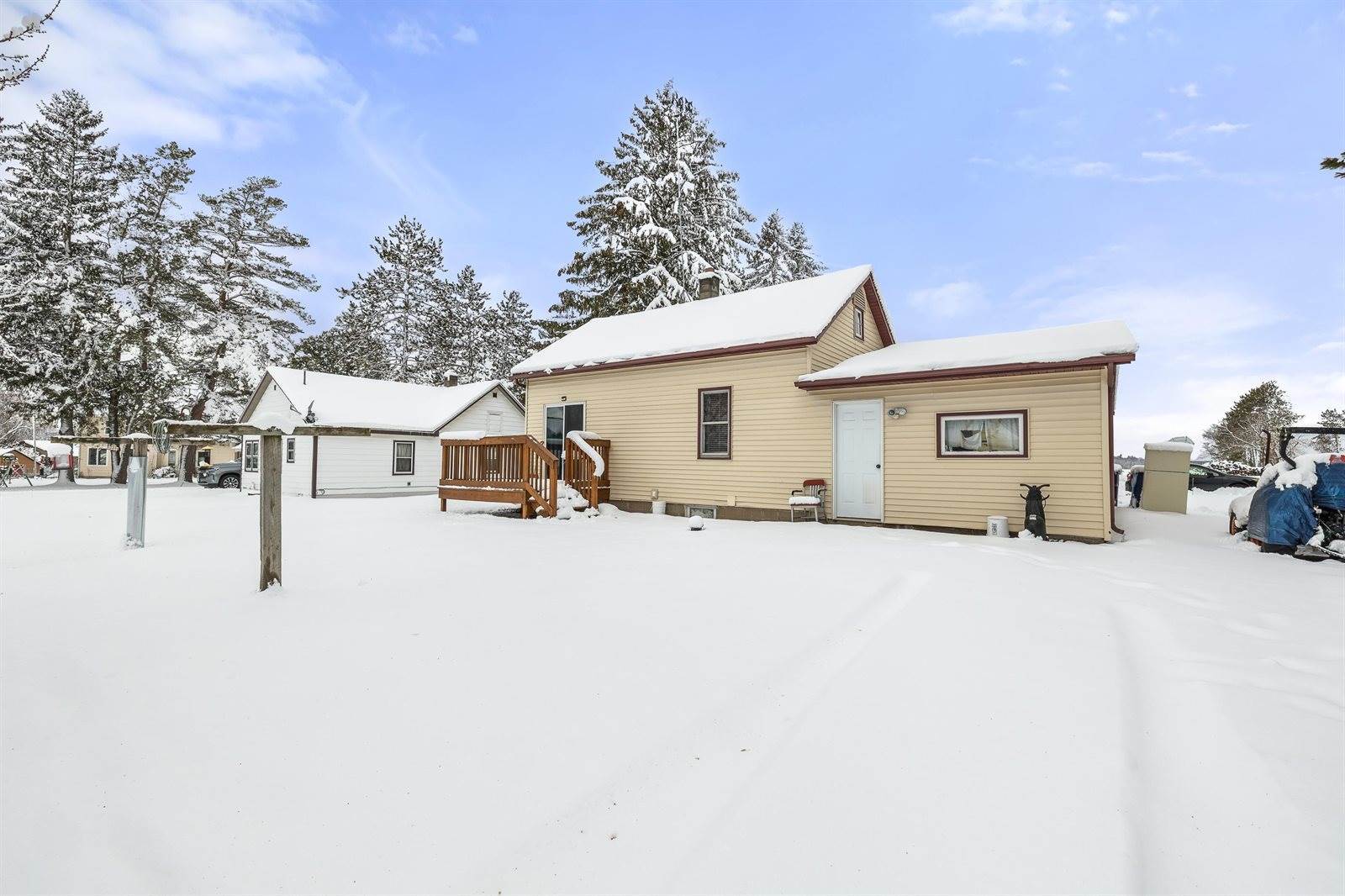 331 Second Street, Rosholt, WI 54473