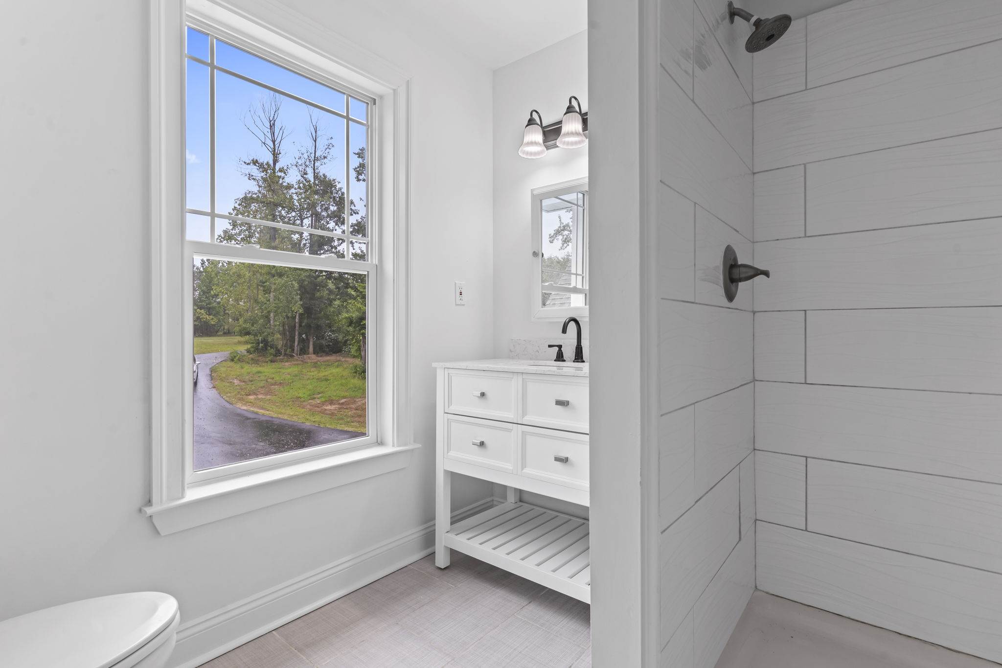 6049 Pole Green RD, Mechanicsville, VA 23111