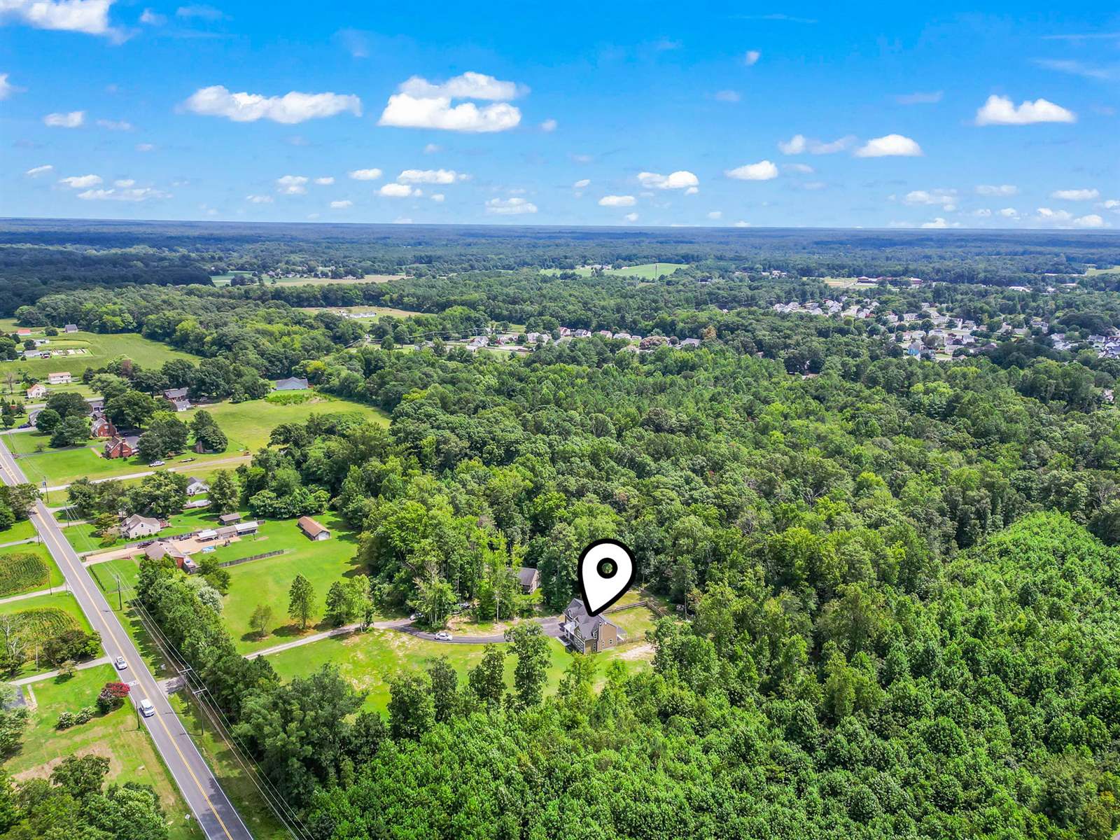 6049 Pole Green RD, Mechanicsville, VA 23111