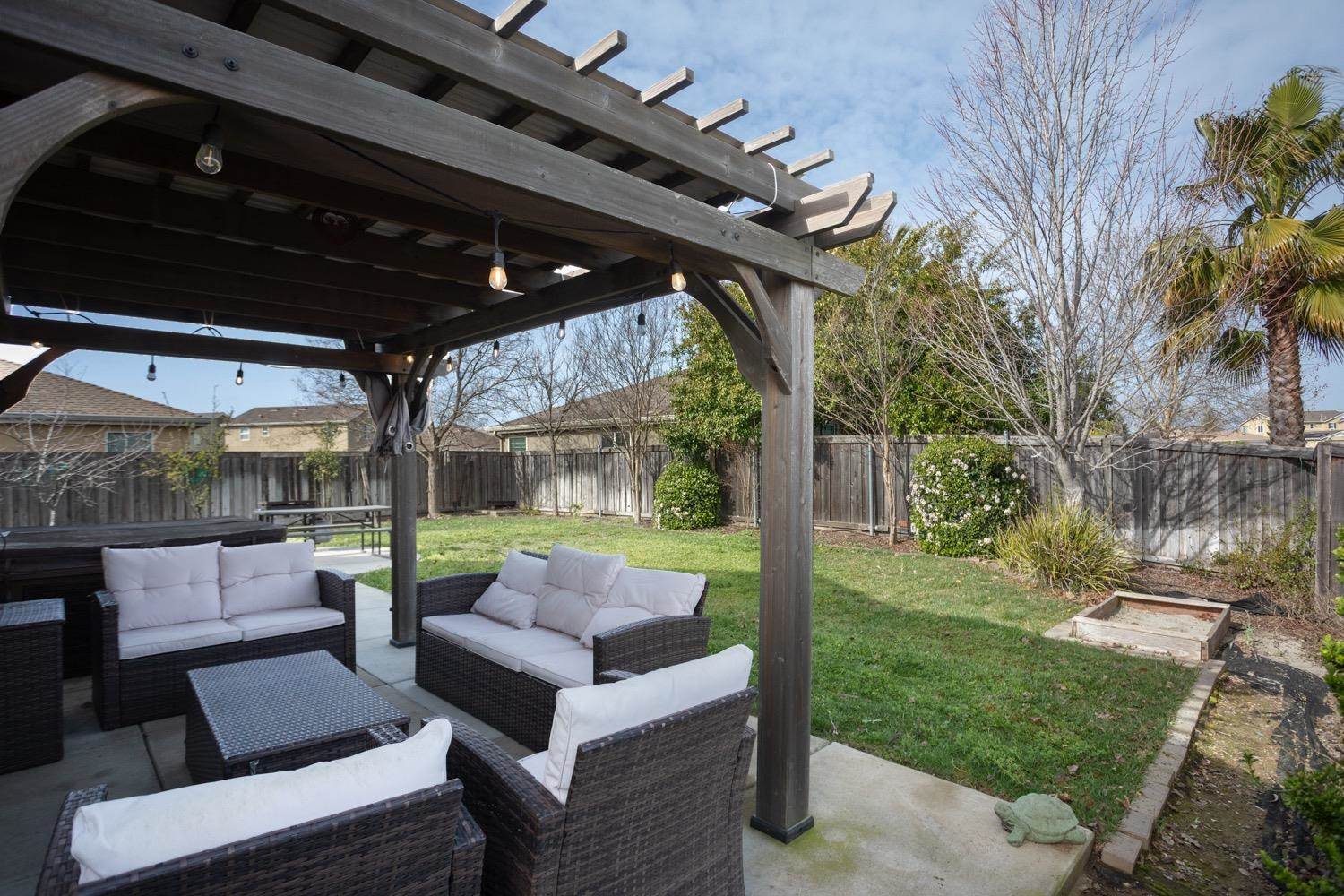 1434 Minories Drive, Olivehurst, CA 95961