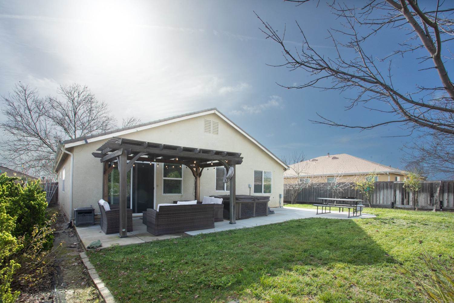 1434 Minories Drive, Olivehurst, CA 95961