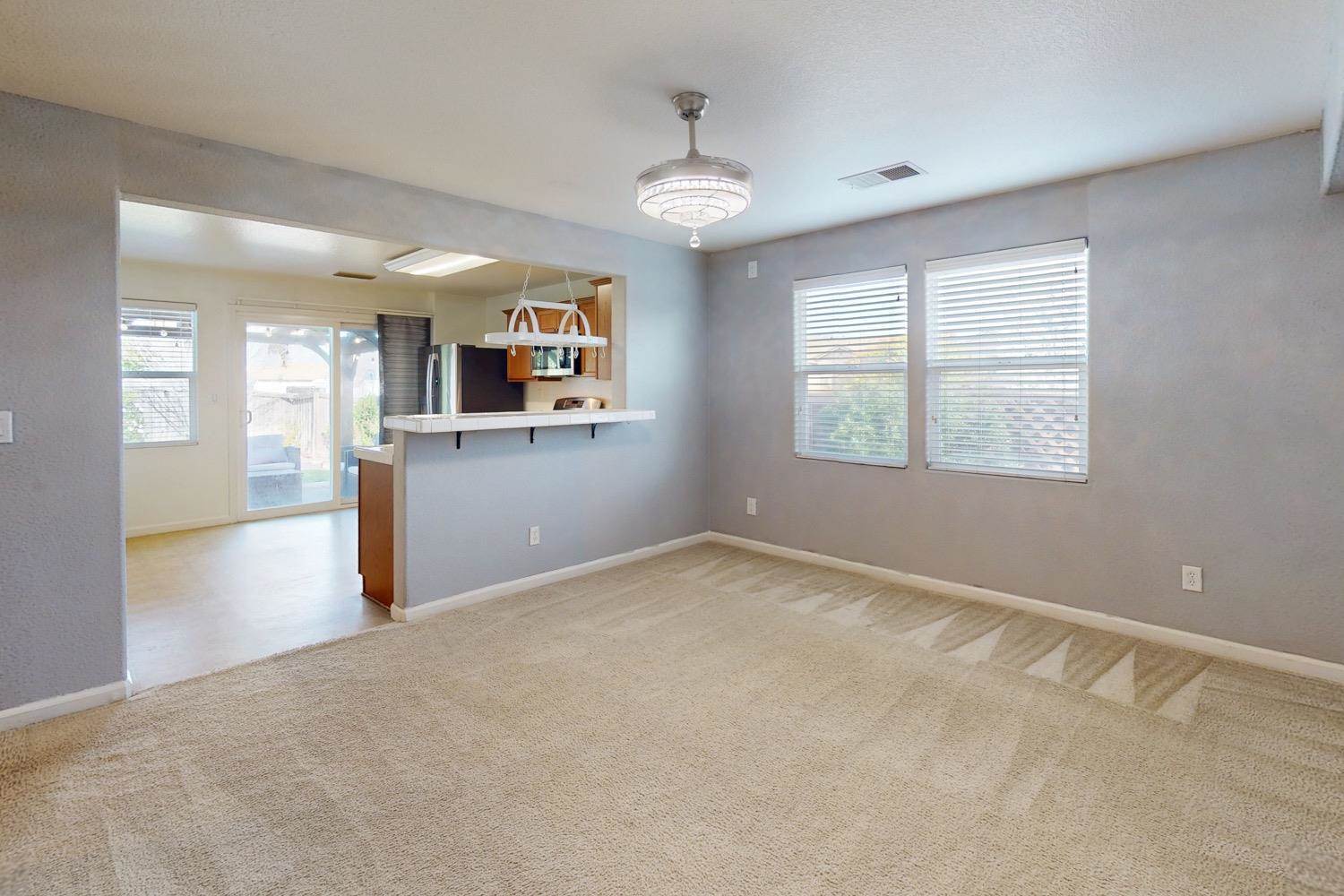 1434 Minories Drive, Olivehurst, CA 95961