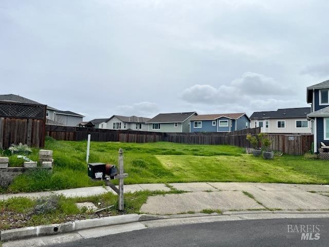 1668 Scarlet Place, Santa Rosa, CA 95403