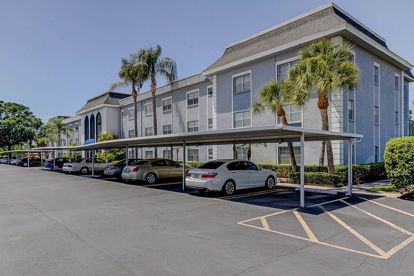 1706 Belleair Forest Drive, #326, Belleair, FL 33756