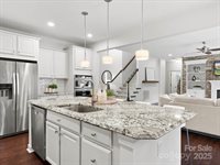 805 Five Leaf Lane, Waxhaw, NC 28173