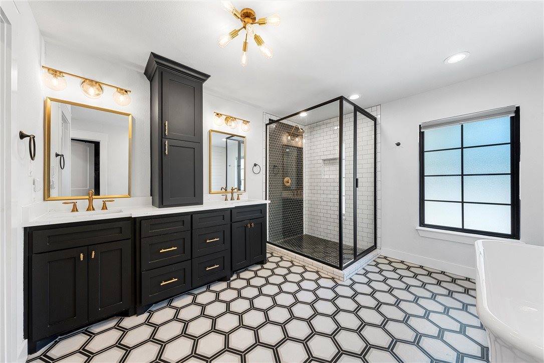 408 Randle Drive, Woodway, TX 76712