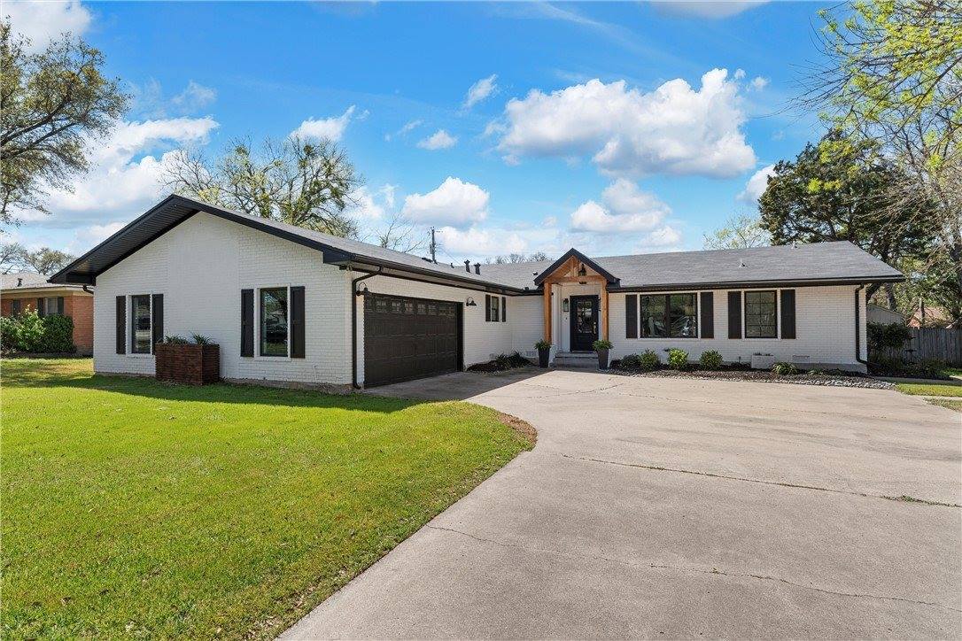 408 Randle Drive, Woodway, TX 76712