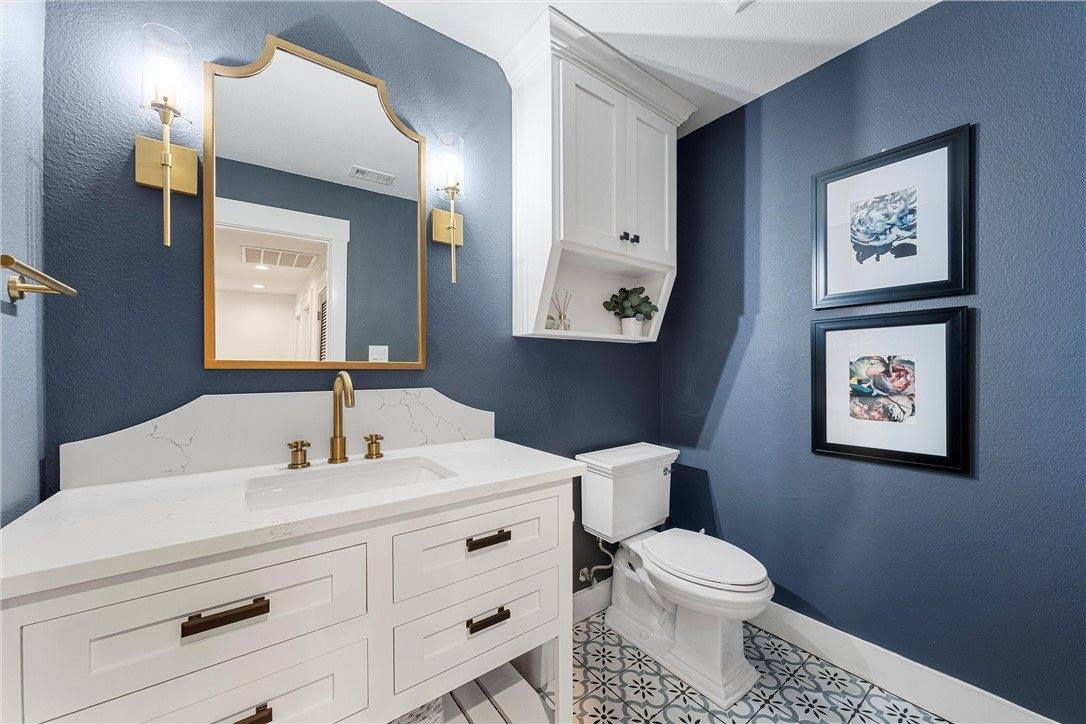 408 Randle Drive, Woodway, TX 76712