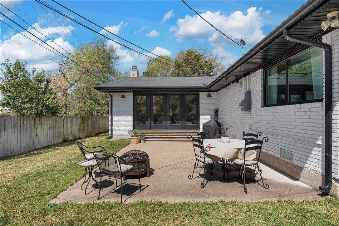 408 Randle Drive, Woodway, TX 76712