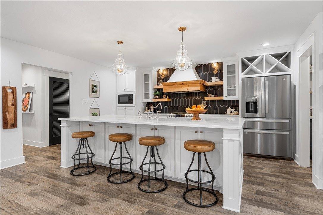 408 Randle Drive, Woodway, TX 76712