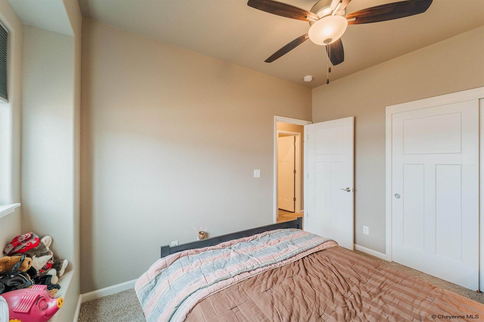 3821 Thomas Rd, Cheyenne, WY 82009