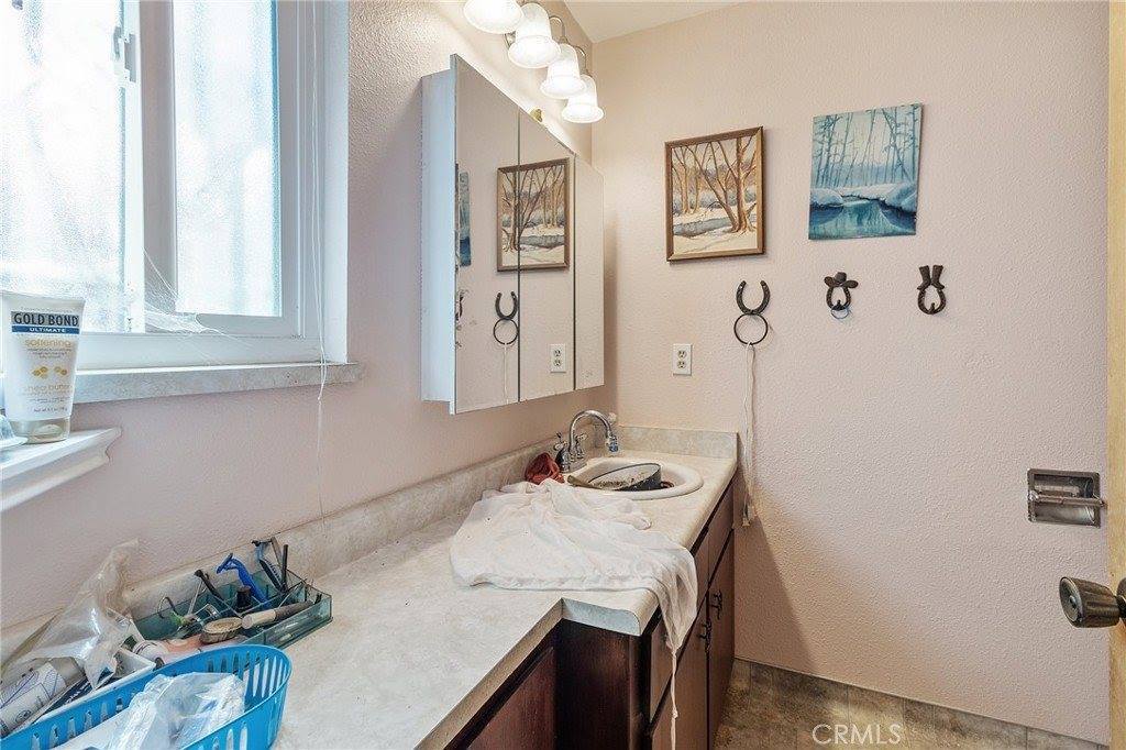 14041 North Avenue, Delhi, CA 95315