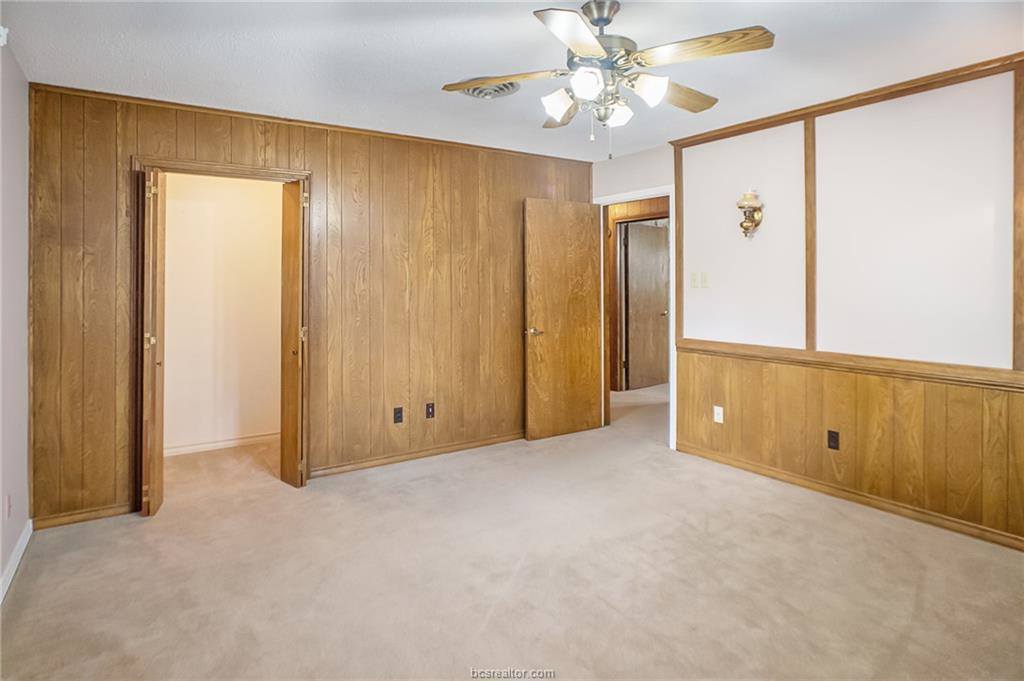 9639 Valley View Drive, College Station, TX 77845