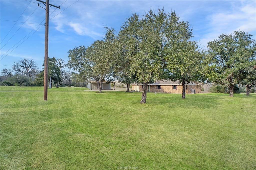 9639 Valley View Drive, College Station, TX 77845