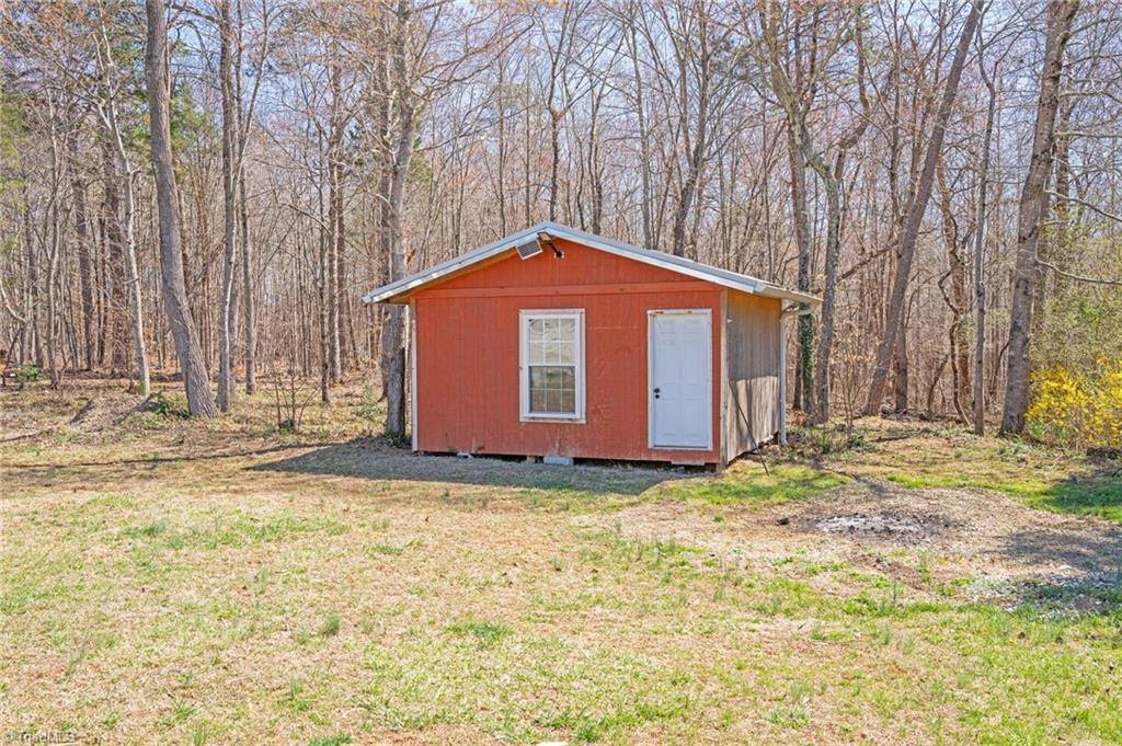 6131 Stanleyville Drive, Rural Hall, NC 27045