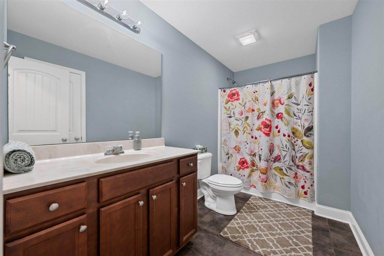 447 St Cloud Court, Bowling Green, KY 42101