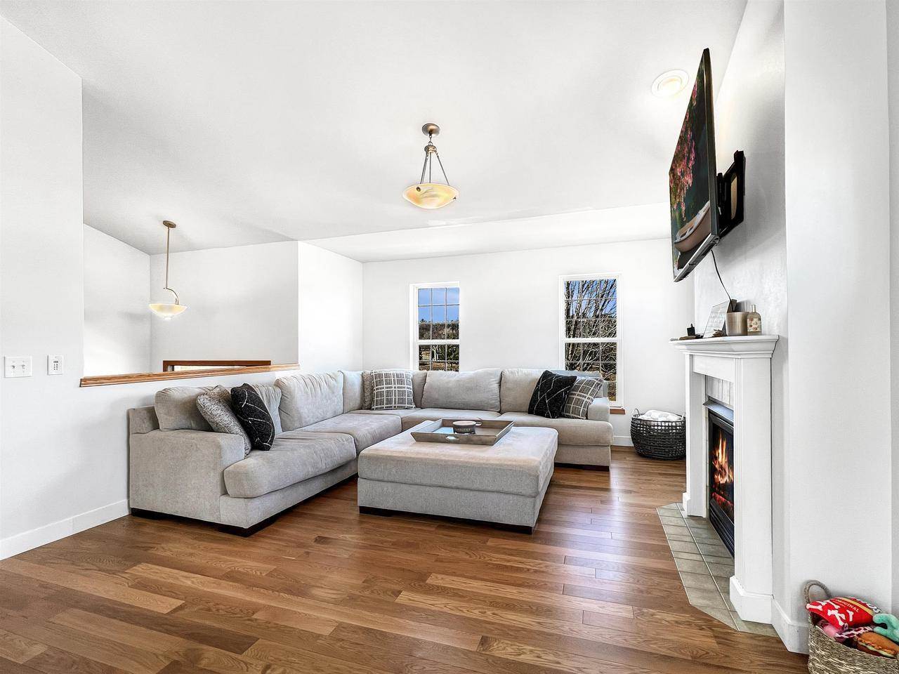 1125 Carriage Drive, Sun Prairie, WI 53590