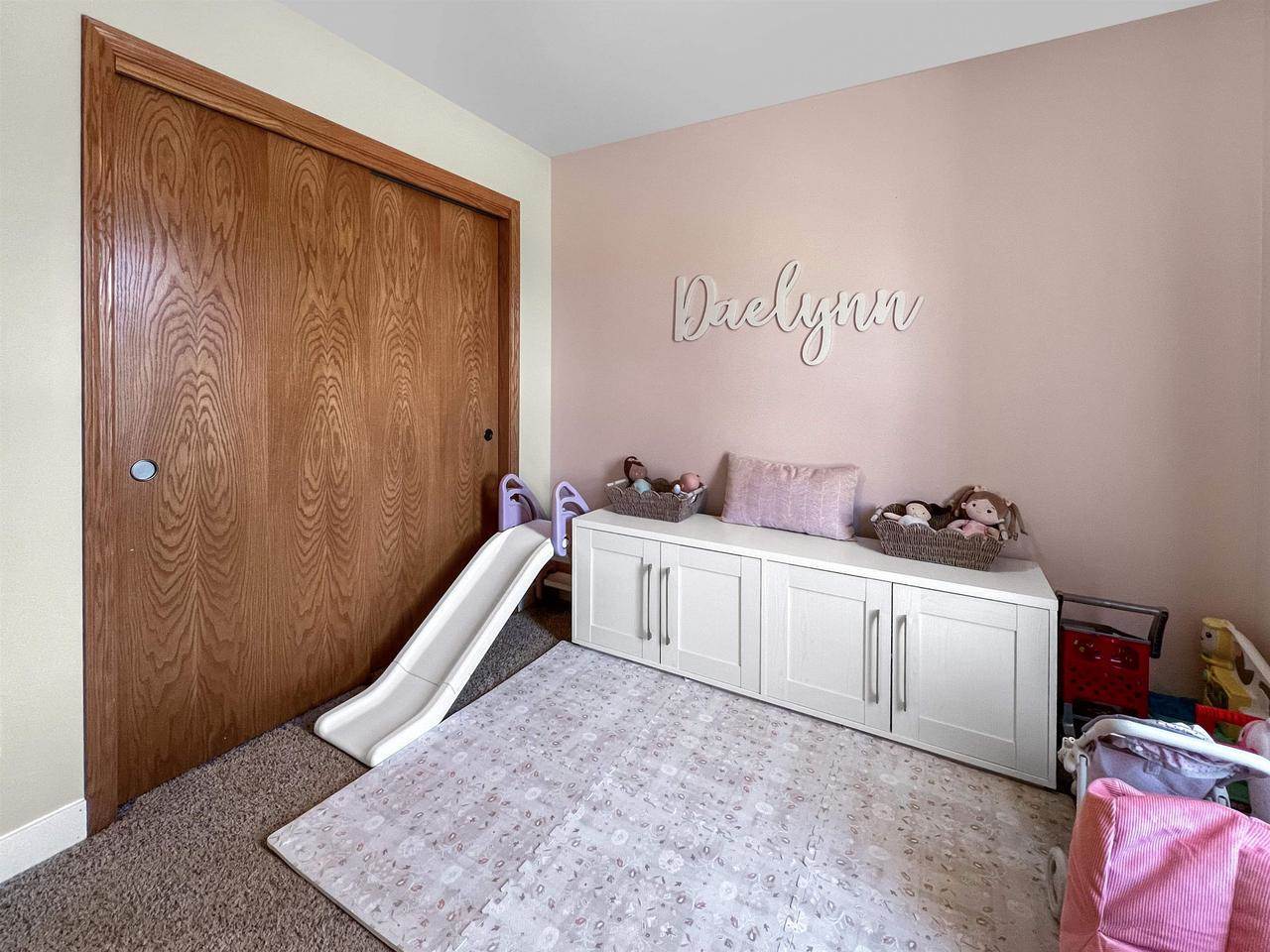 1125 Carriage Drive, Sun Prairie, WI 53590